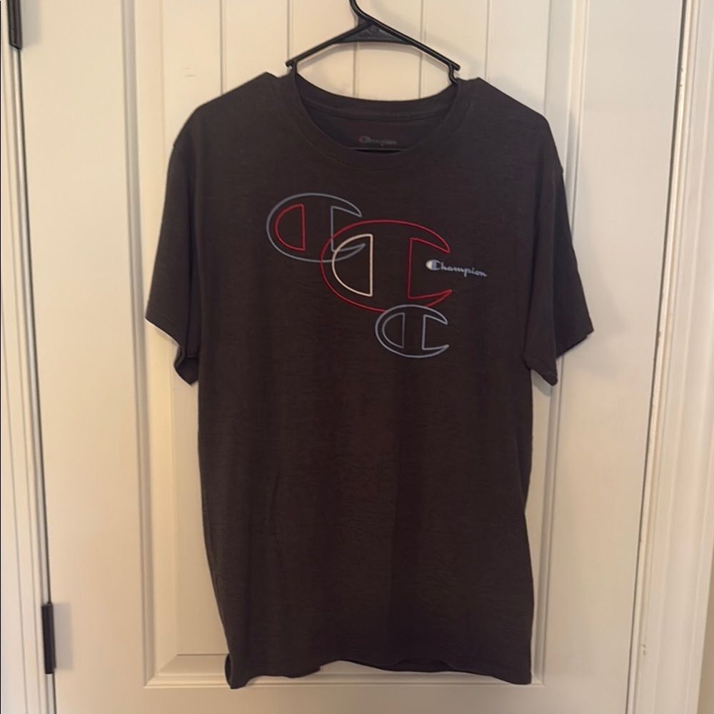Champion Men's Medium dark gray T-Shirt